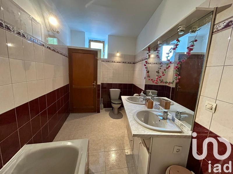 Maison de campagne - 143 m² - 10 pièces