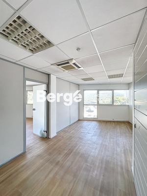 Bureau - 284 m²