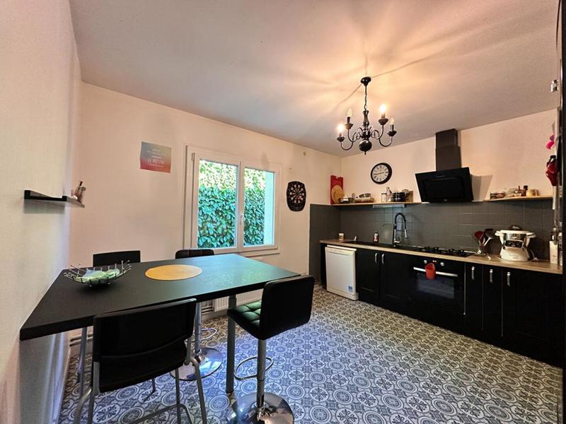 Maison - 100 m² - 5 pièces