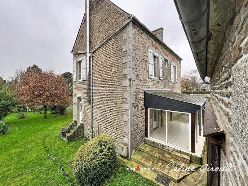 Maison en pierre - 130 m² - 5 pièces