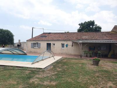 Maison - 197 m² - 5 pièces