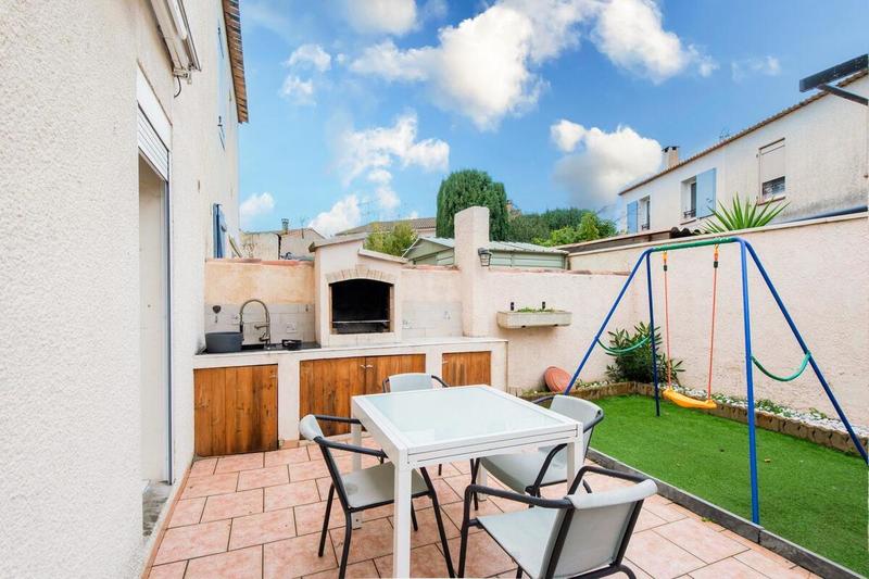 Villa - 90 m² - 5 pièces