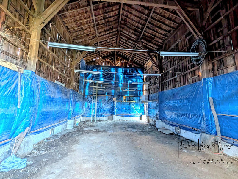 Maison - 292 m² - 9 pièces