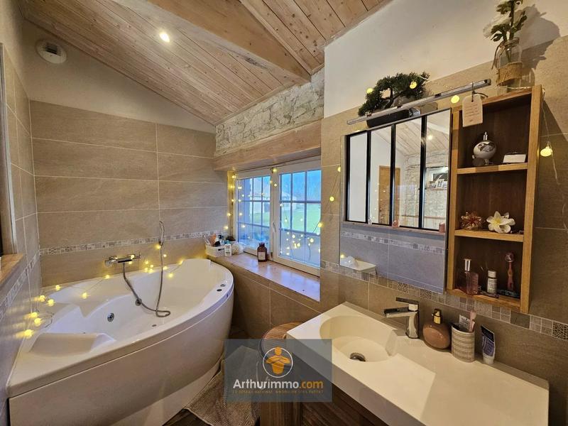 Maison - 100 m² - 4 pièces