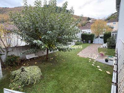 Maison de ville - 138 m² - 7 pièces