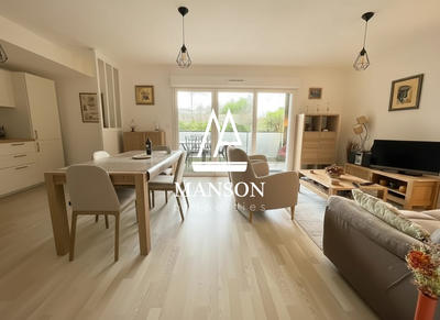 Appartement - 75 m² - 3 pièces