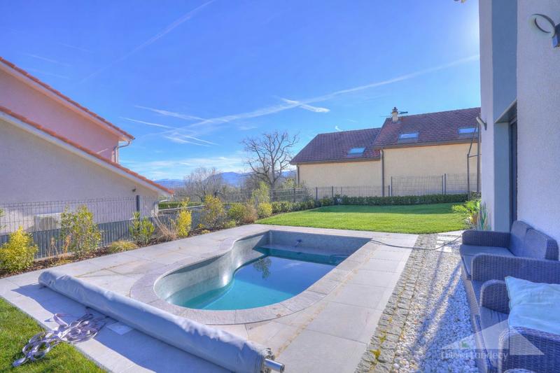 Maison - 121 m² - 5 pièces