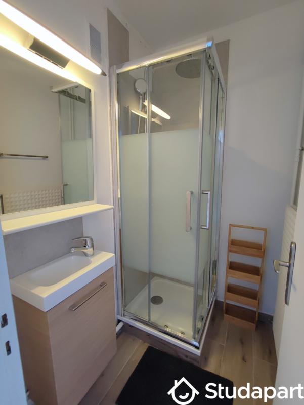 Chambre - 9 m² - 1 pièce