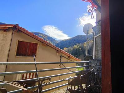 Maison de village - 90 m² - 2 pièces