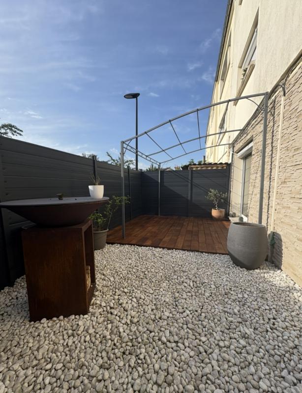 Maison - 92 m² - 4 pièces