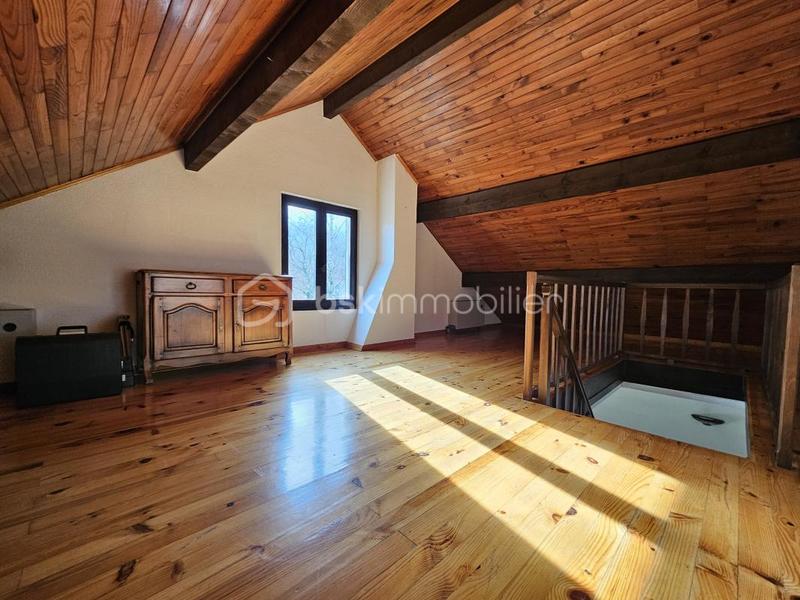 Maison - 150 m² - 8 pièces