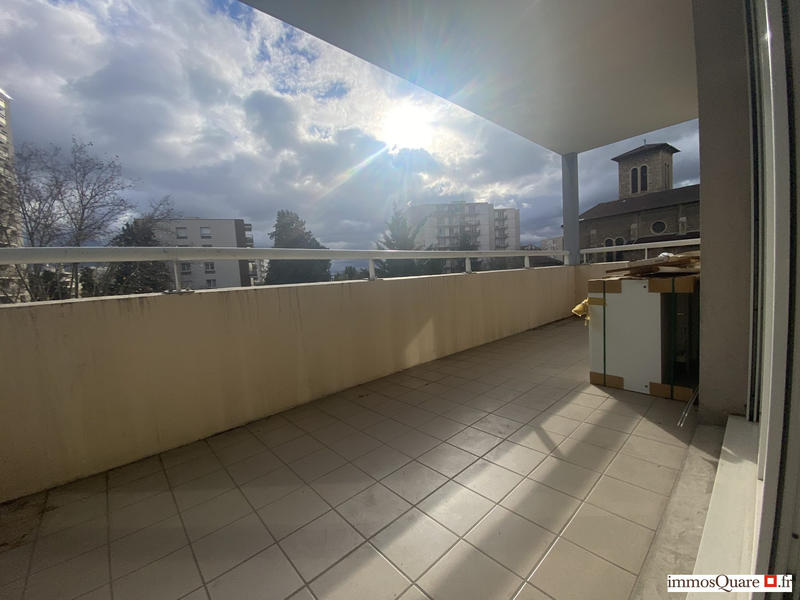 Appartement - 86 m² - 4 pièces