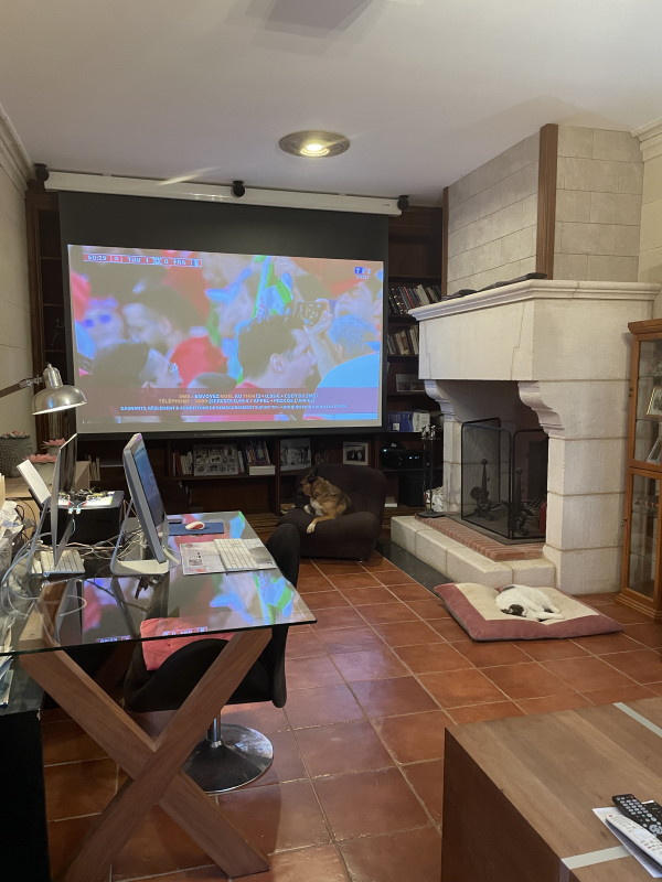 Propriété - 260 m² - 7 pièces