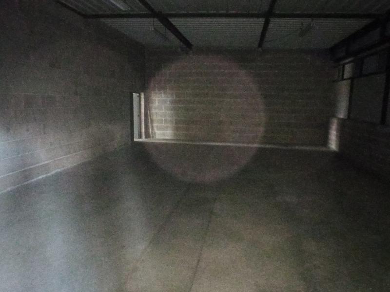 Local commercial - 1 306 m²