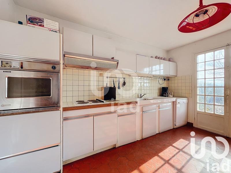 Maison - 166 m² - 8 pièces