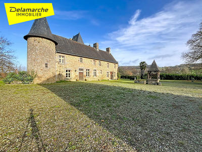 Maison - 340 m² - 10 pièces