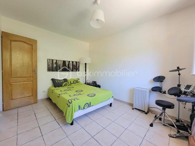 Villa - 188 m² - 9 pièces