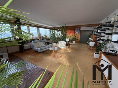 Appartement - 130 m² - 5 pièces