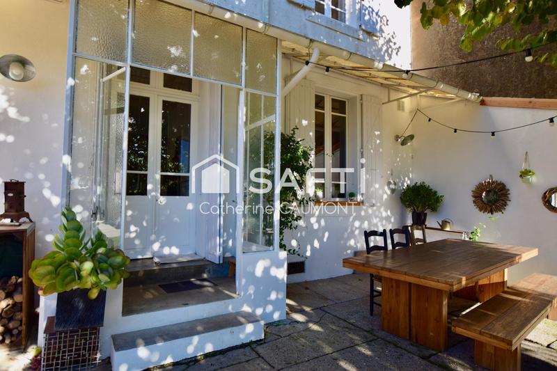 Maison - 199 m² - 6 pièces