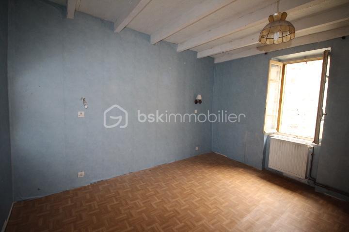 Maison de bourg - 90 m² - 5 pièces