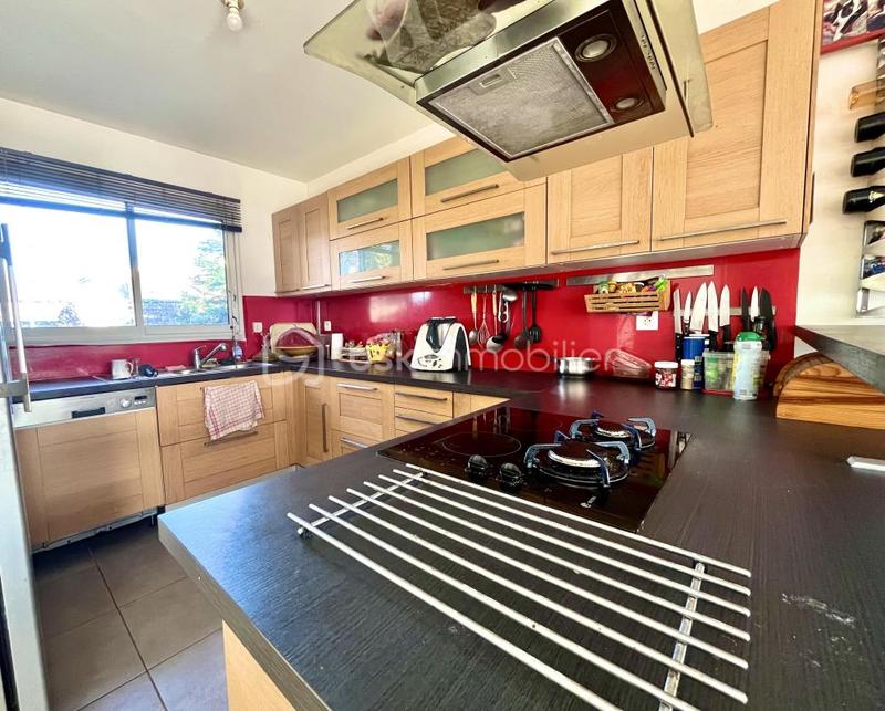 Maison traditionnelle - 114 m² - 5 pièces