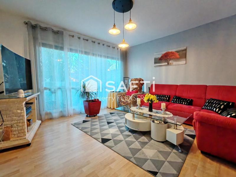 Appartement - 80 m² - 4 pièces