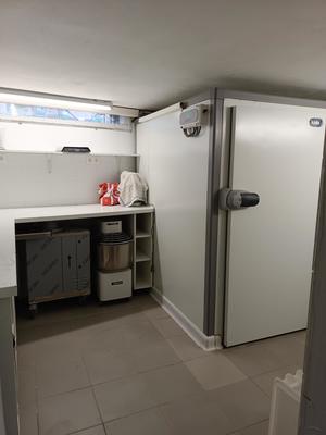 Fonds de commerce - Magasins - 75 m²