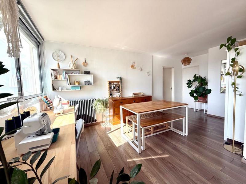 Appartement - 81 m² - 3 pièces