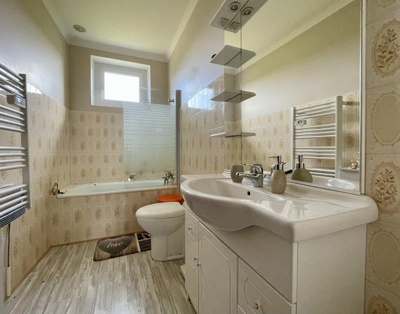 Maison - 190 m² - 5 pièces