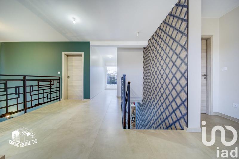 Maison - 175 m² - 7 pièces