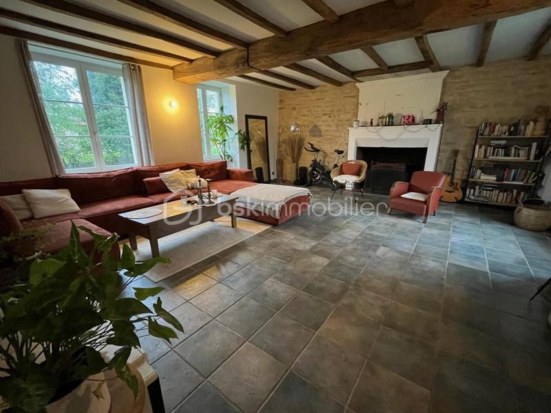 Maison en pierre - 180 m² - 6 pièces