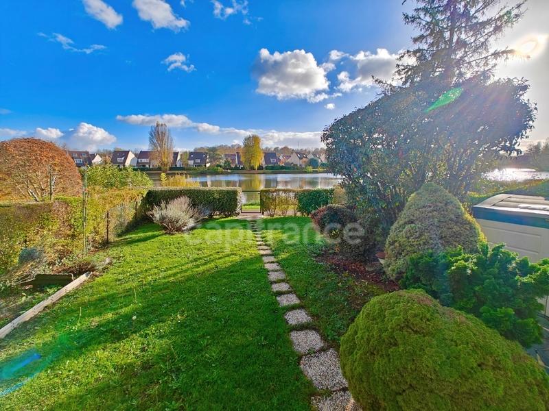 Maison - 121 m² - 5 pièces