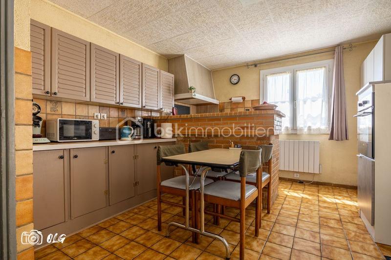 Maison traditionnelle - 146 m² - 6 pièces