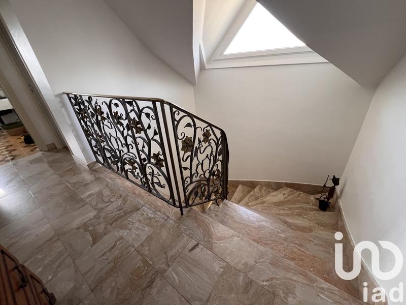 Maison - 162 m² - 6 pièces