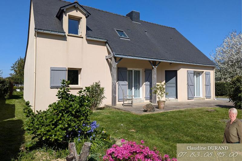 Maison - 165 m² - 8 pièces