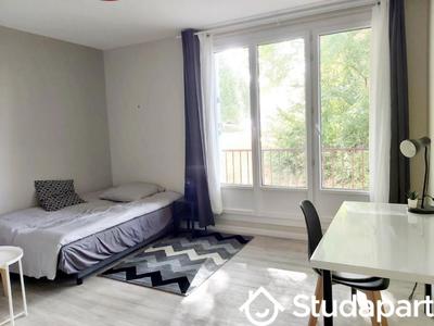 Chambre - 11 m² - 1 pièce