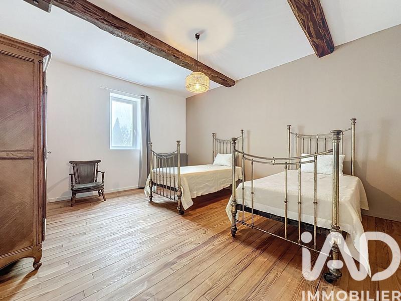 Maison - 373 m² - 15 pièces