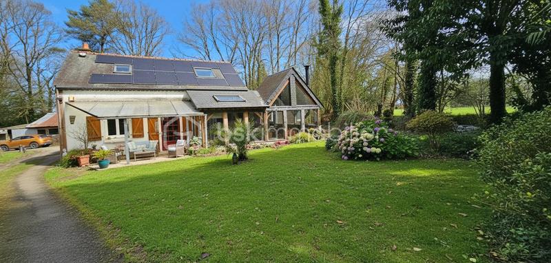 Maison - 176 m² - 6 pièces