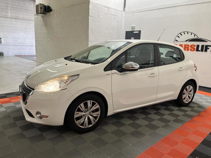 Peugeot 208 1.2 Puretech 82 ch Urban Soul - Garantie 6 mois