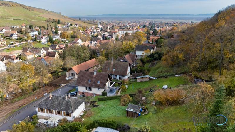 Maison - 98 m² - 5 pièces