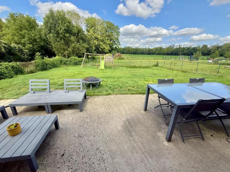 Pavillon - 90 m² - 5 pièces