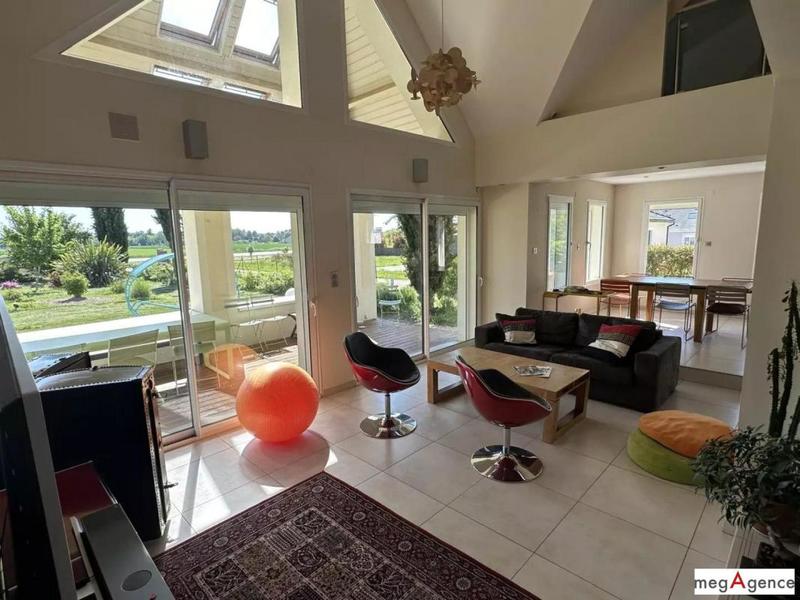 Maison d'architecte - 147 m² - 7 pièces