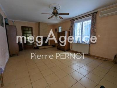 Maison - 145 m² - 9 pièces