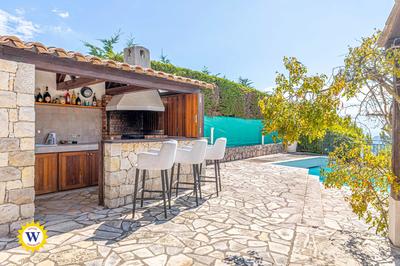 Villa - 220 m² - 6 pièces