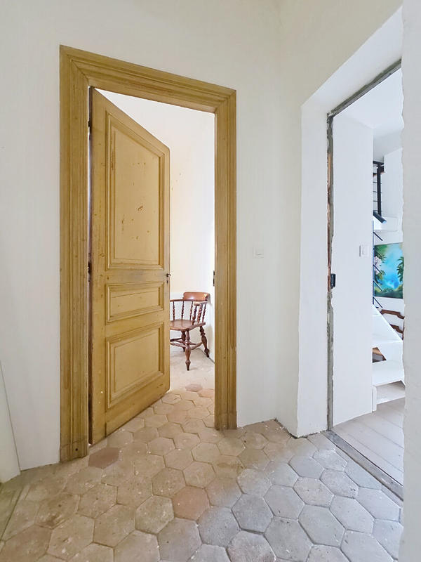 Maison de ville - 220 m² - 8 pièces