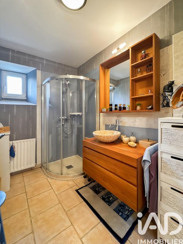 Maison - 176 m² - 7 pièces