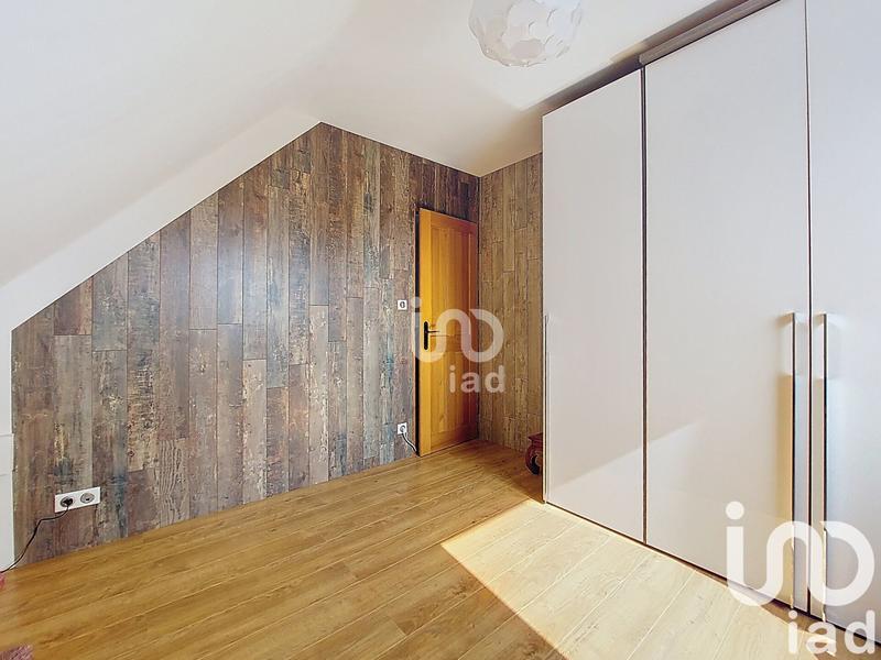 Maison - 200 m² - 9 pièces