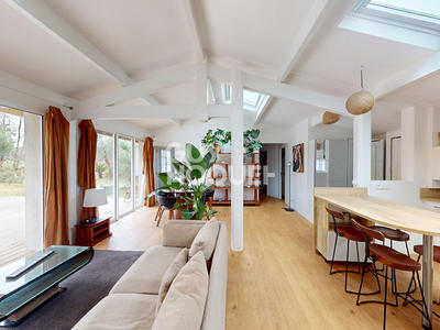 Maison - 84 m² - 4 pièces