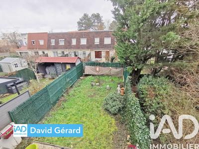 Maison - 83 m² - 4 pièces