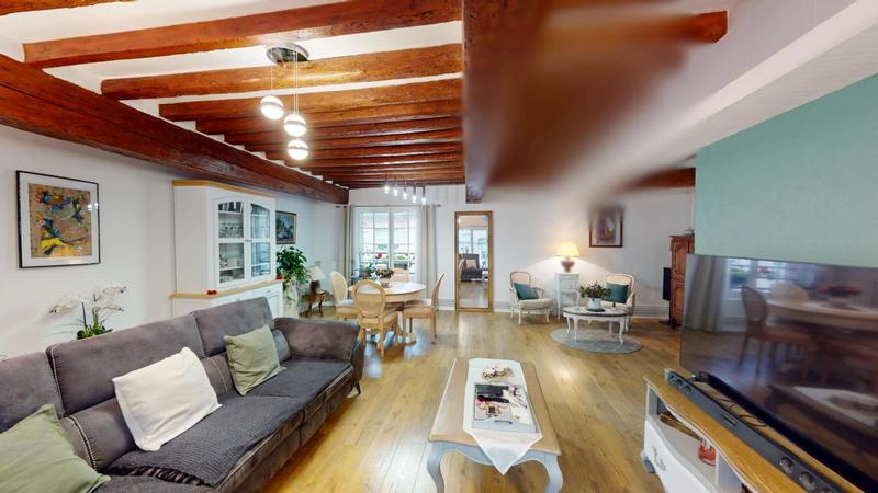 Appartement bourgeois - 112 m² - 5 pièces